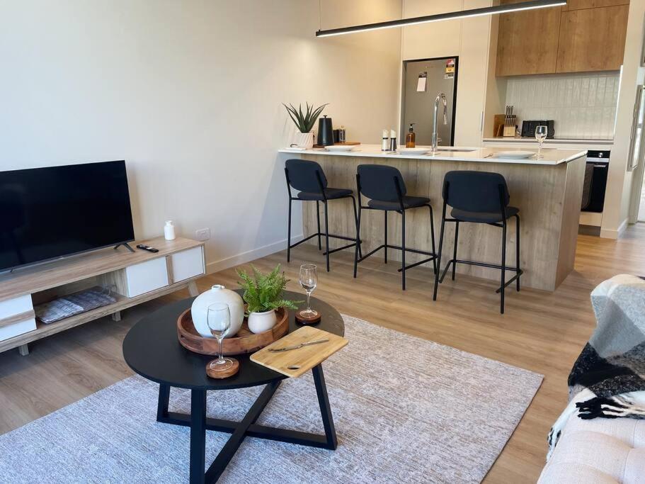 Modern Central Living Christchurch Exterior foto